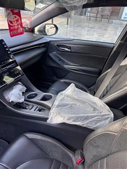 تويوتا أفالون